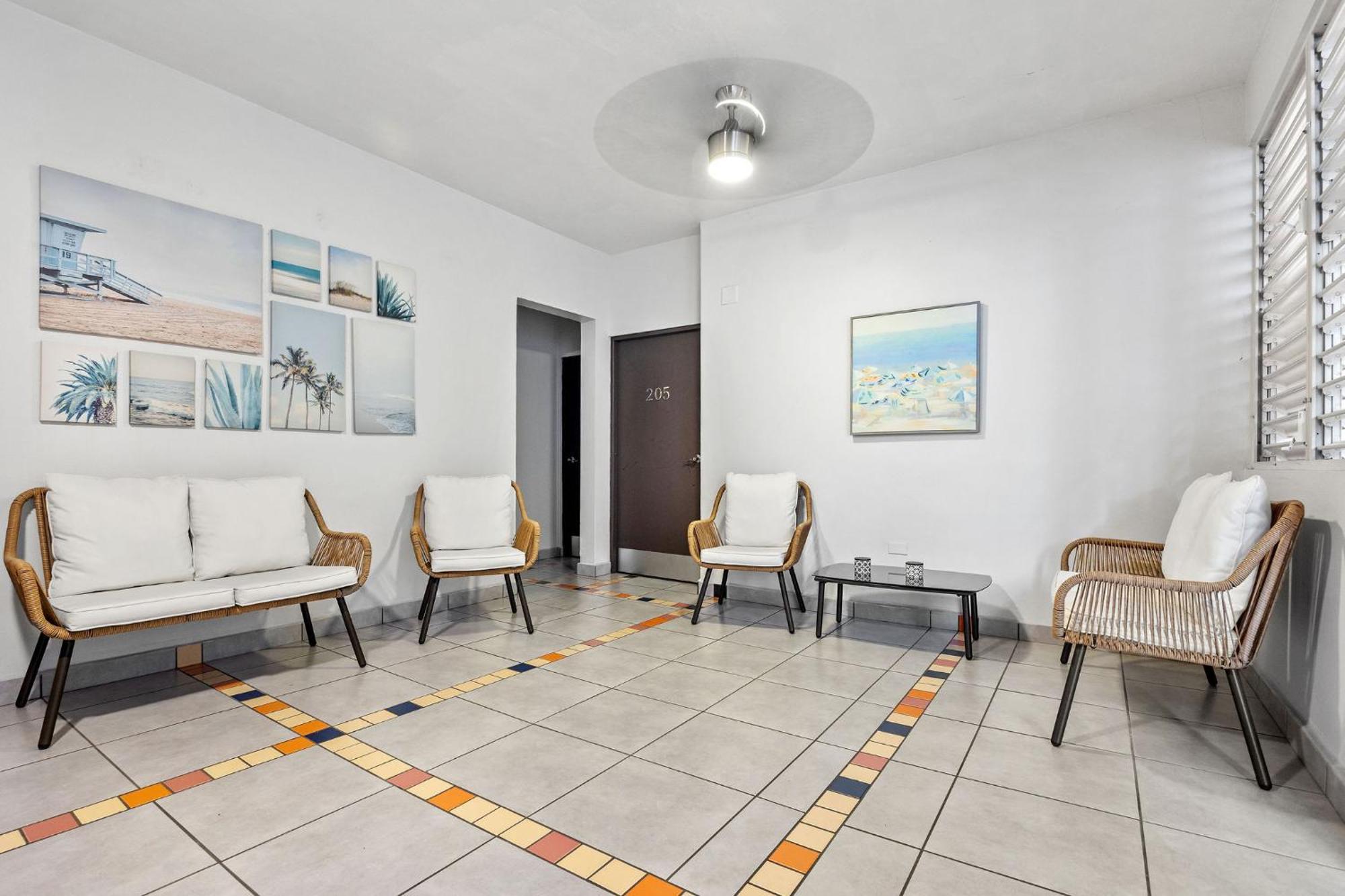 Rincon Plaza Hotel Luaran gambar